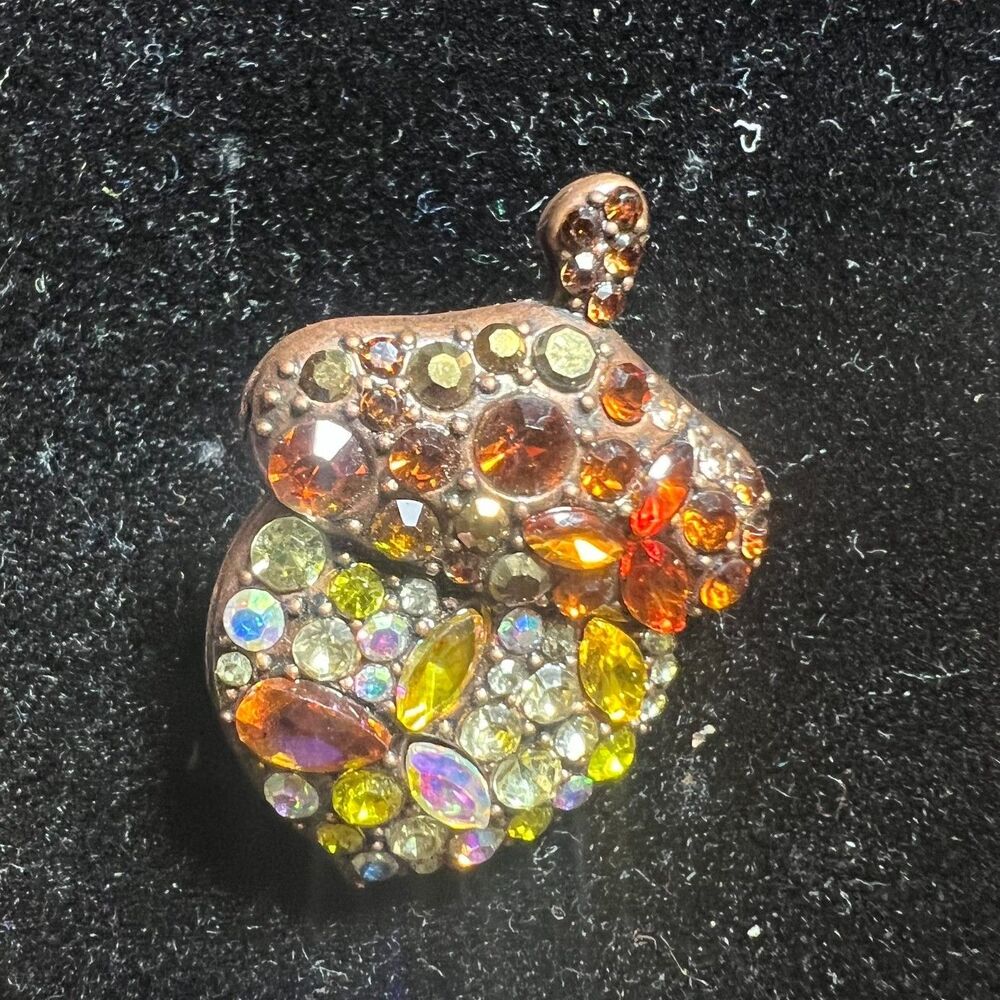 Sparkling Squirrel and Acorn Rhinestone Brooch Set Vintage‑Style Gemstone Brooch - Picture 2 of 10